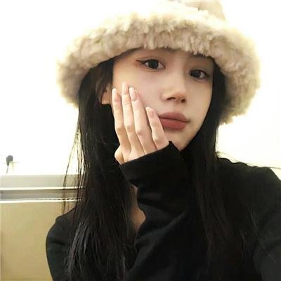 红颜吐珠待君王
